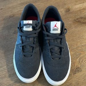 Jordan Series size 11